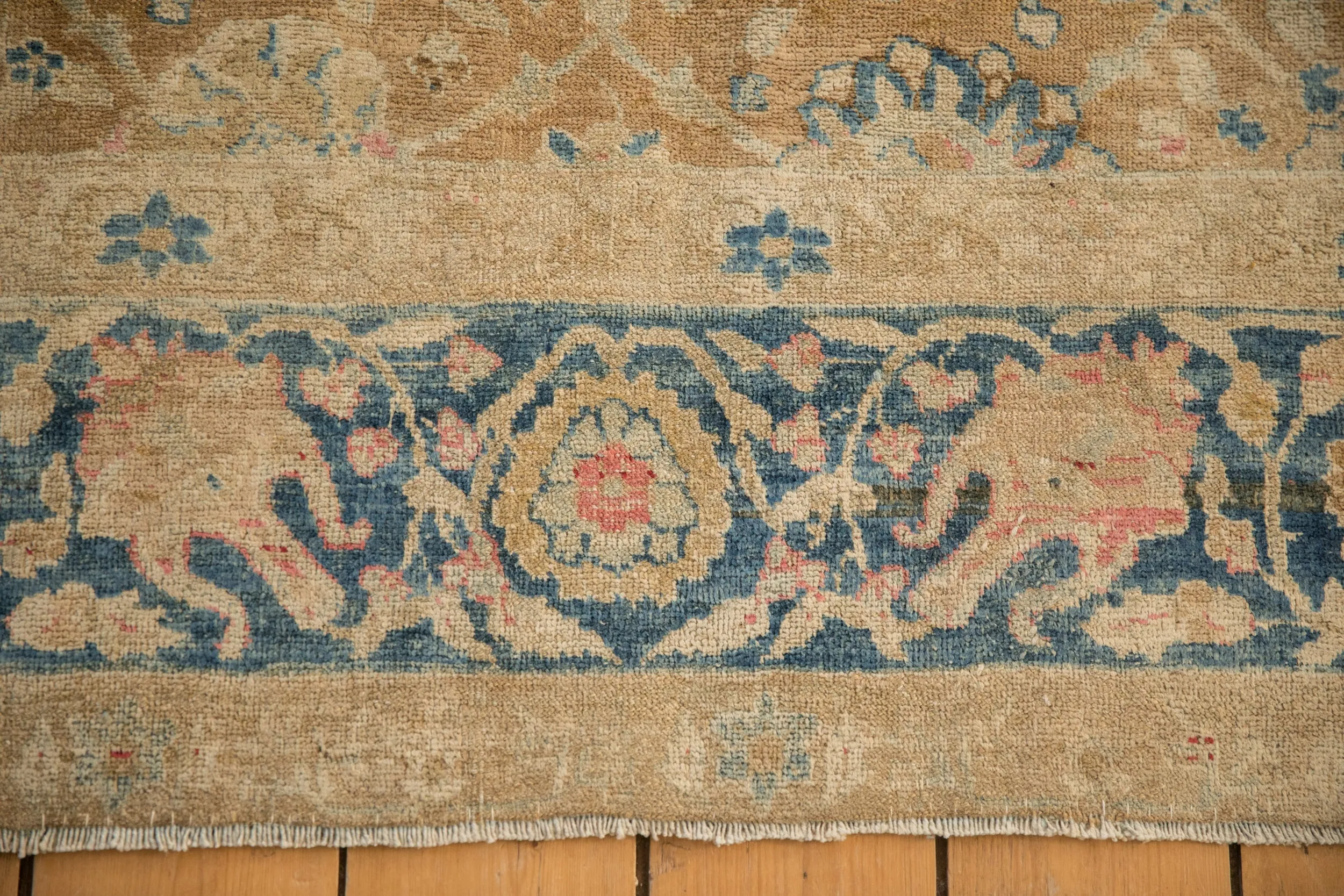 7x11 Antique Distressed Gold Wash Khoy Carpet