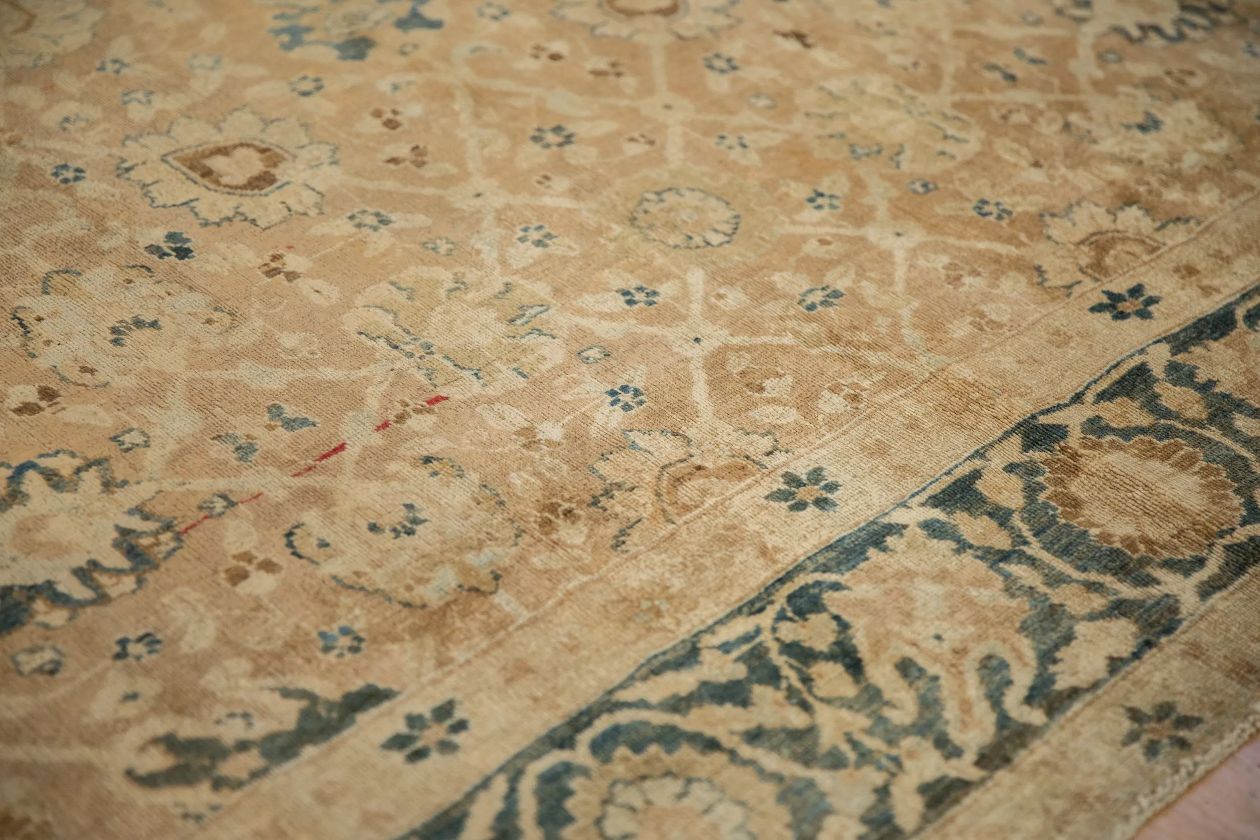7x11 Antique Distressed Gold Wash Khoy Carpet