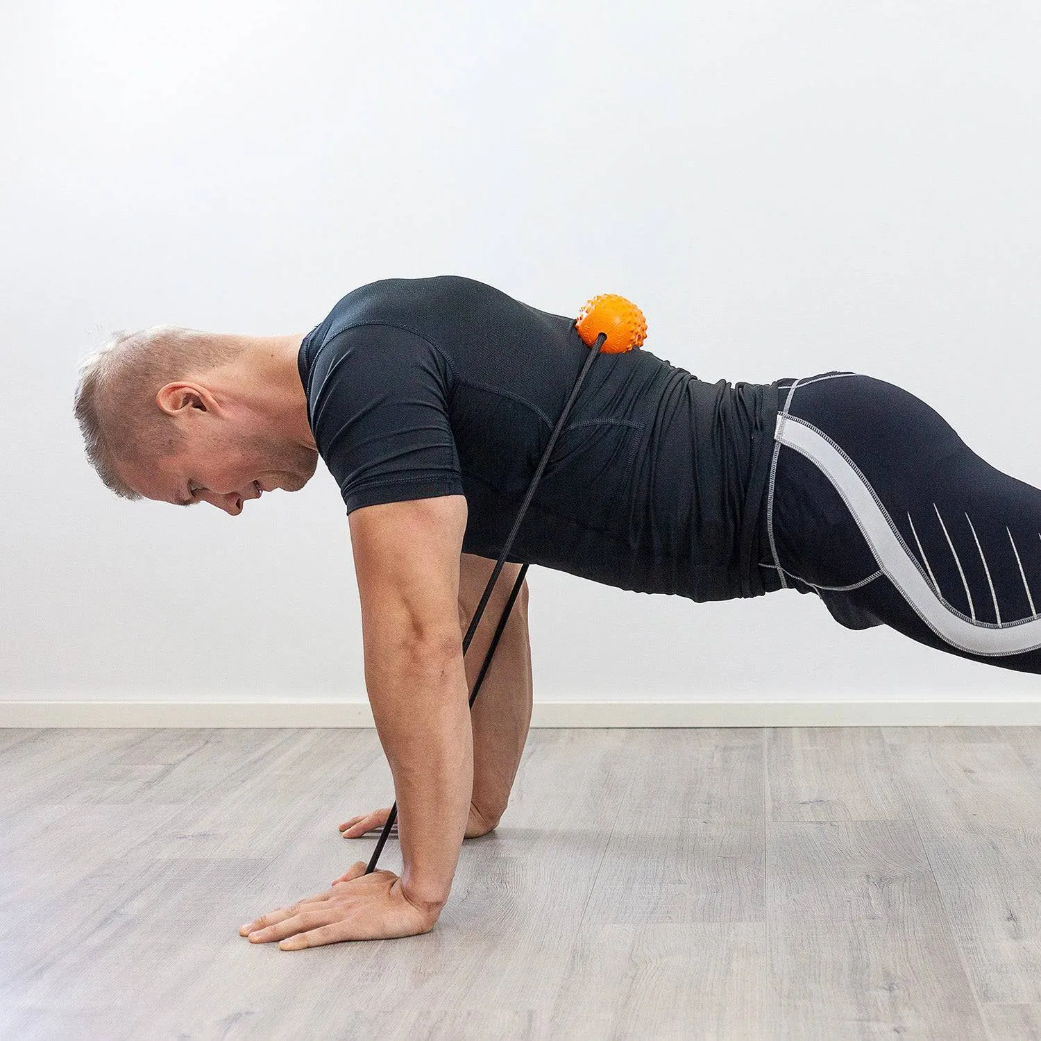 activelife - HighTrainer, Double Lacrosse Balls Massager for Deep Tissue Massage, Gaming Accessory for Comfort, Stretching and Exercise Resistance Band for the Back, Neck and Shoulders,  Muscle Recovery and Pain Relief Tool
