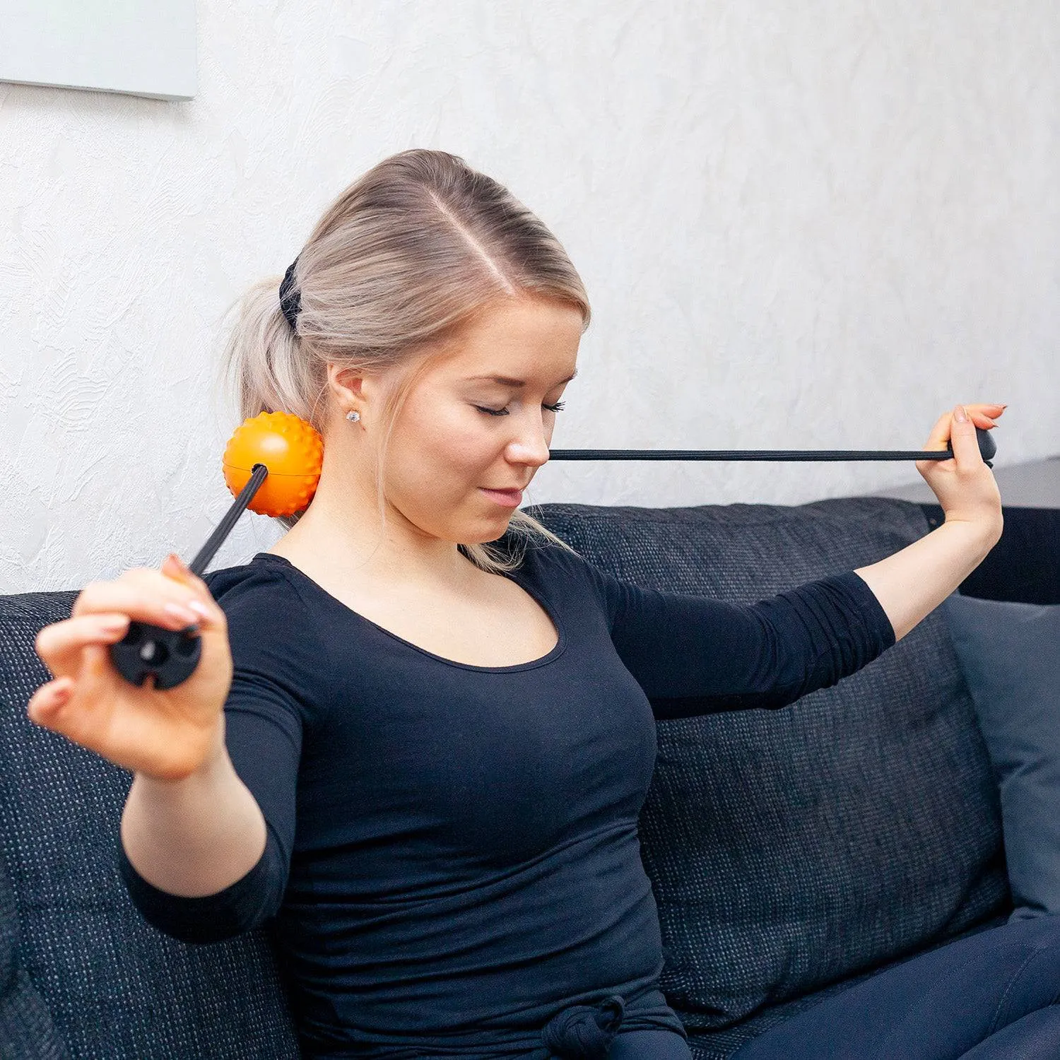 activelife - HighTrainer, Double Lacrosse Balls Massager for Deep Tissue Massage, Gaming Accessory for Comfort, Stretching and Exercise Resistance Band for the Back, Neck and Shoulders,  Muscle Recovery and Pain Relief Tool