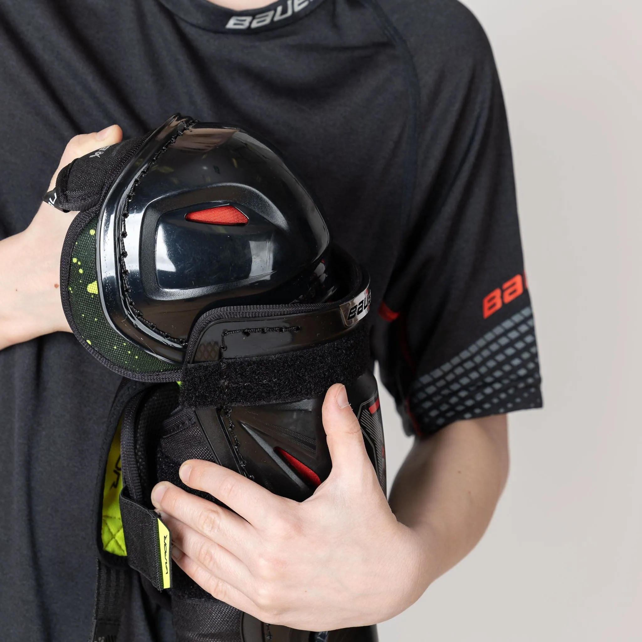 Bauer Vapor 3X Junior Hockey Shin Guards