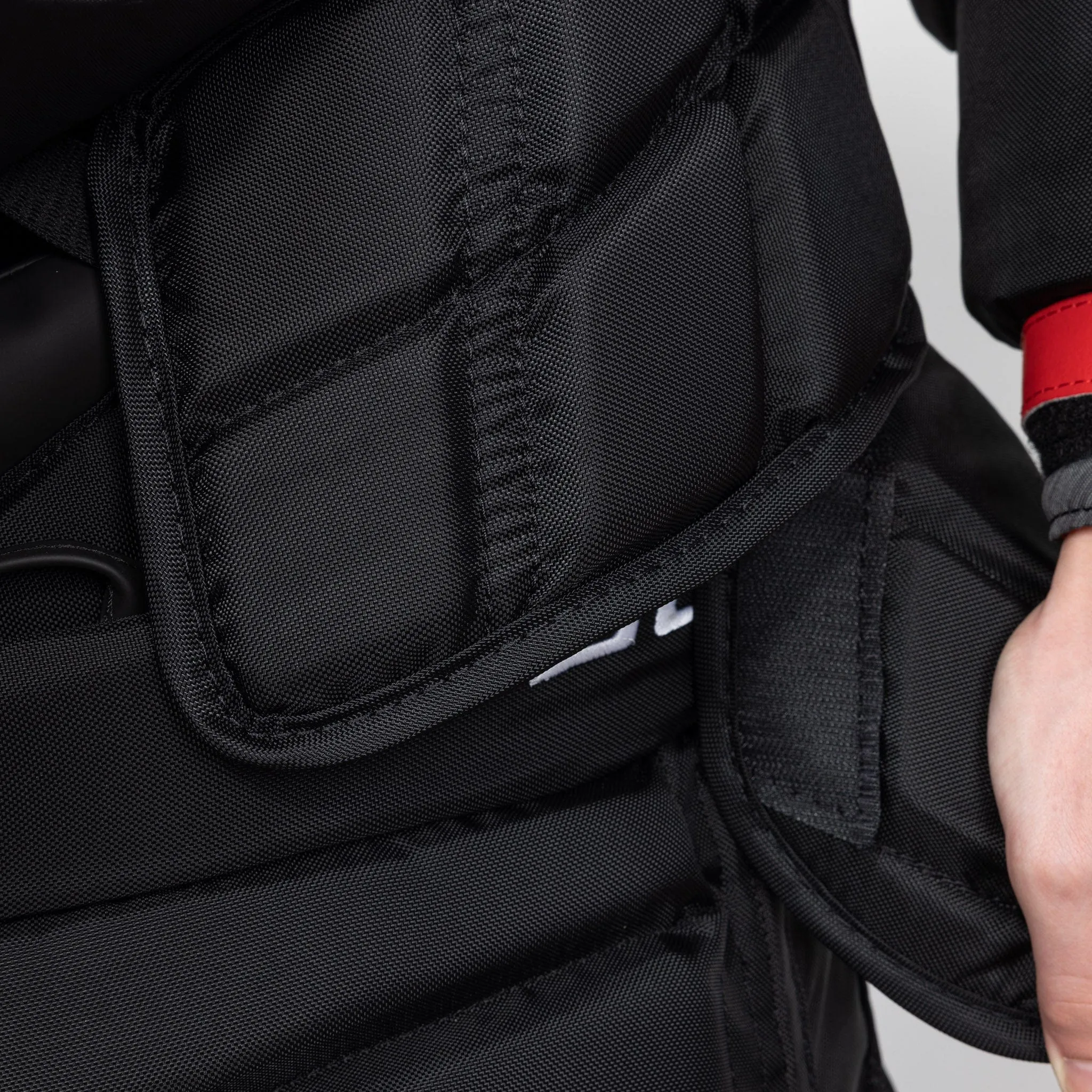 Bauer Vapor HyperLite 2 Senior Chest & Arm Protector