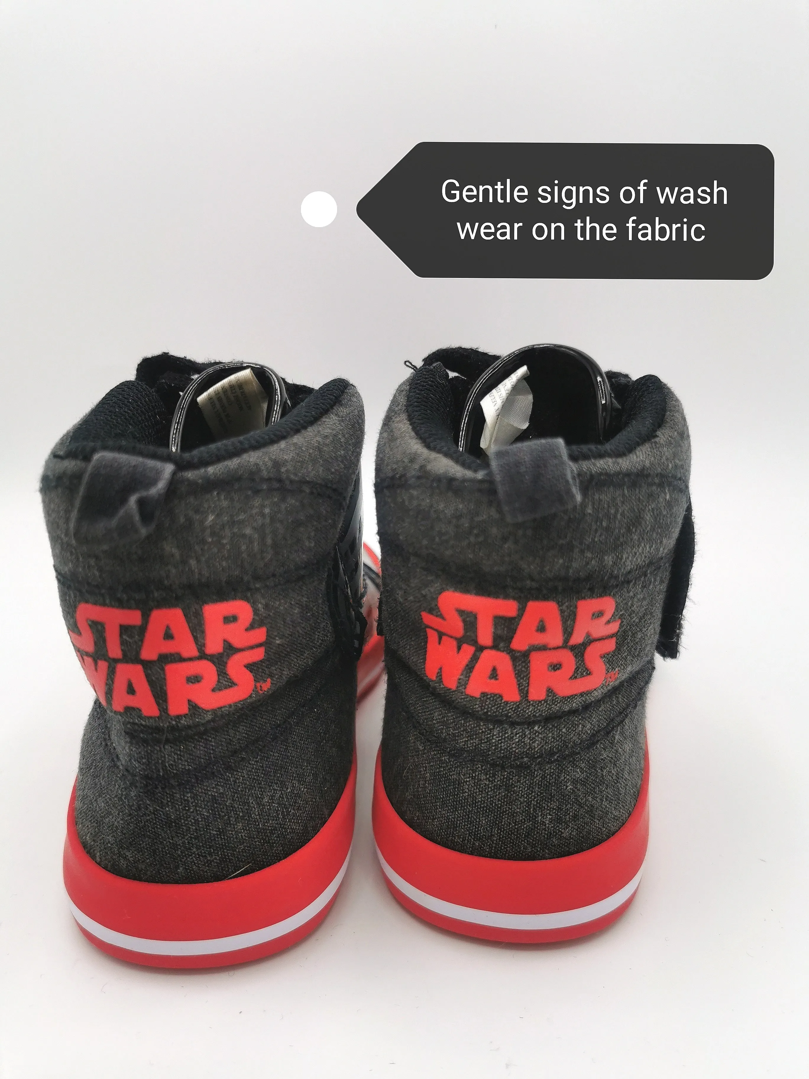 BOY SIZE YOUTH 11 - DISNEY, Star Wars Velcro High-top Shoes VGUC B19