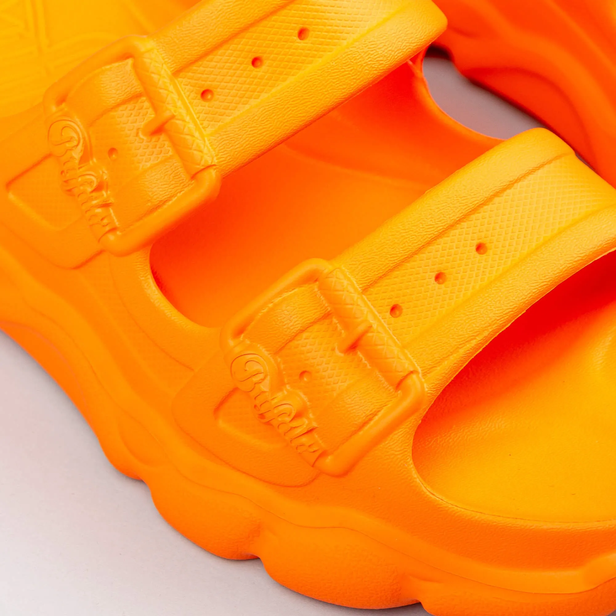 Dámske šľapky Buffalo Cld Ari Slide Orange