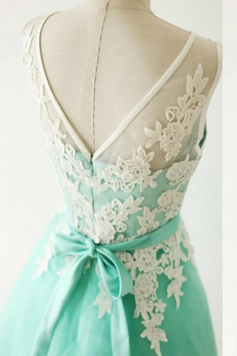 Emerald Lace Cap Sleeves Backless Homecoming Cocktail Dresses ED0678