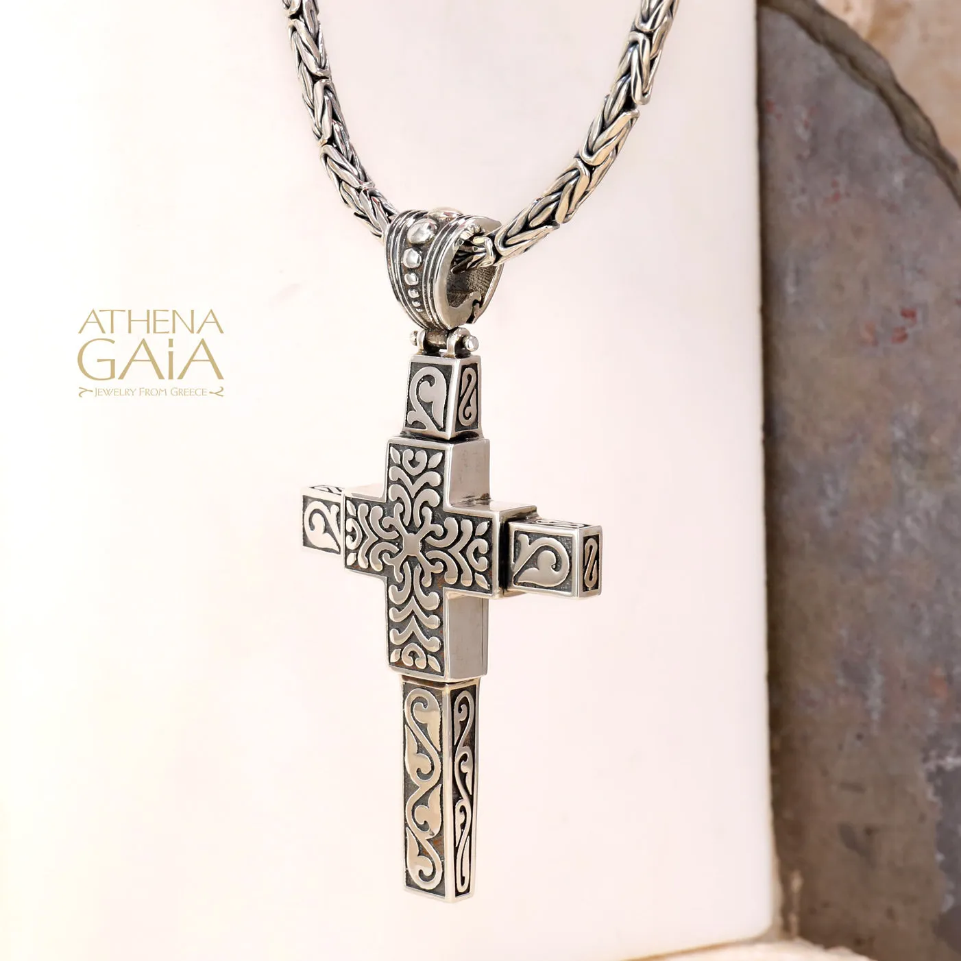 Flanked Latin Cross