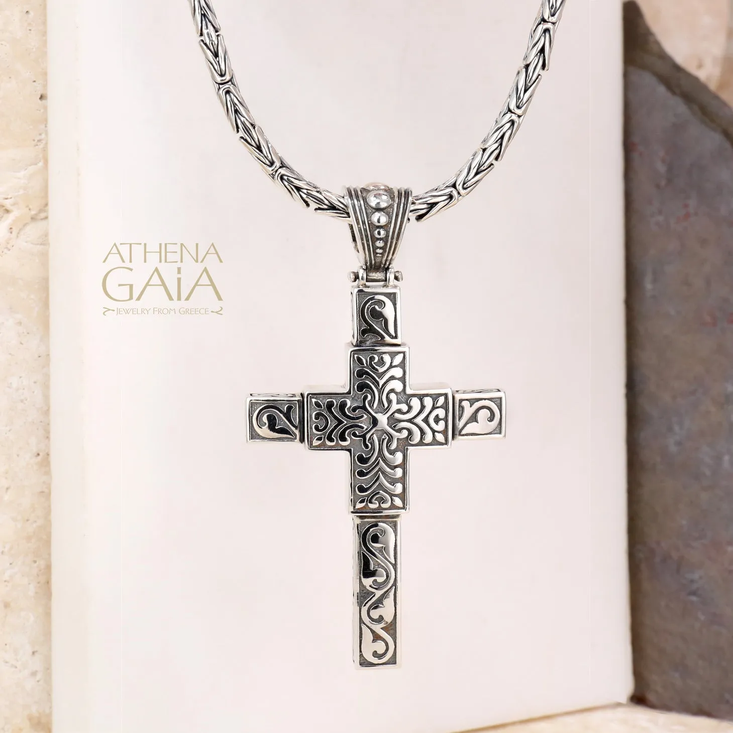 Flanked Latin Cross