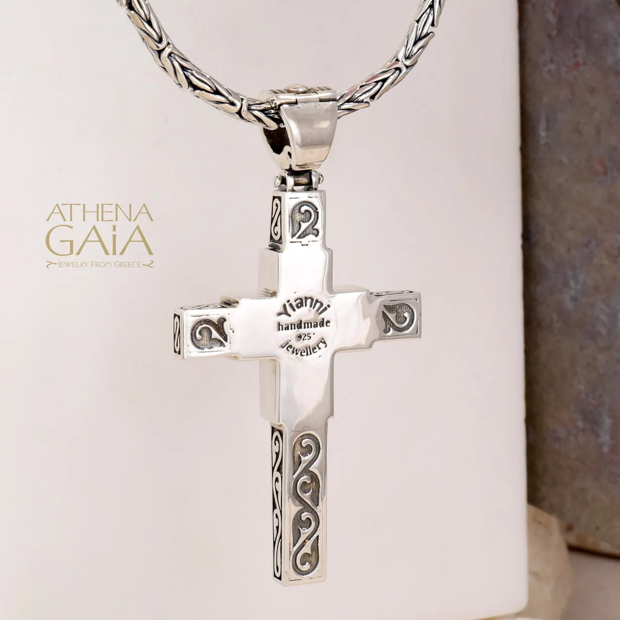 Flanked Latin Cross