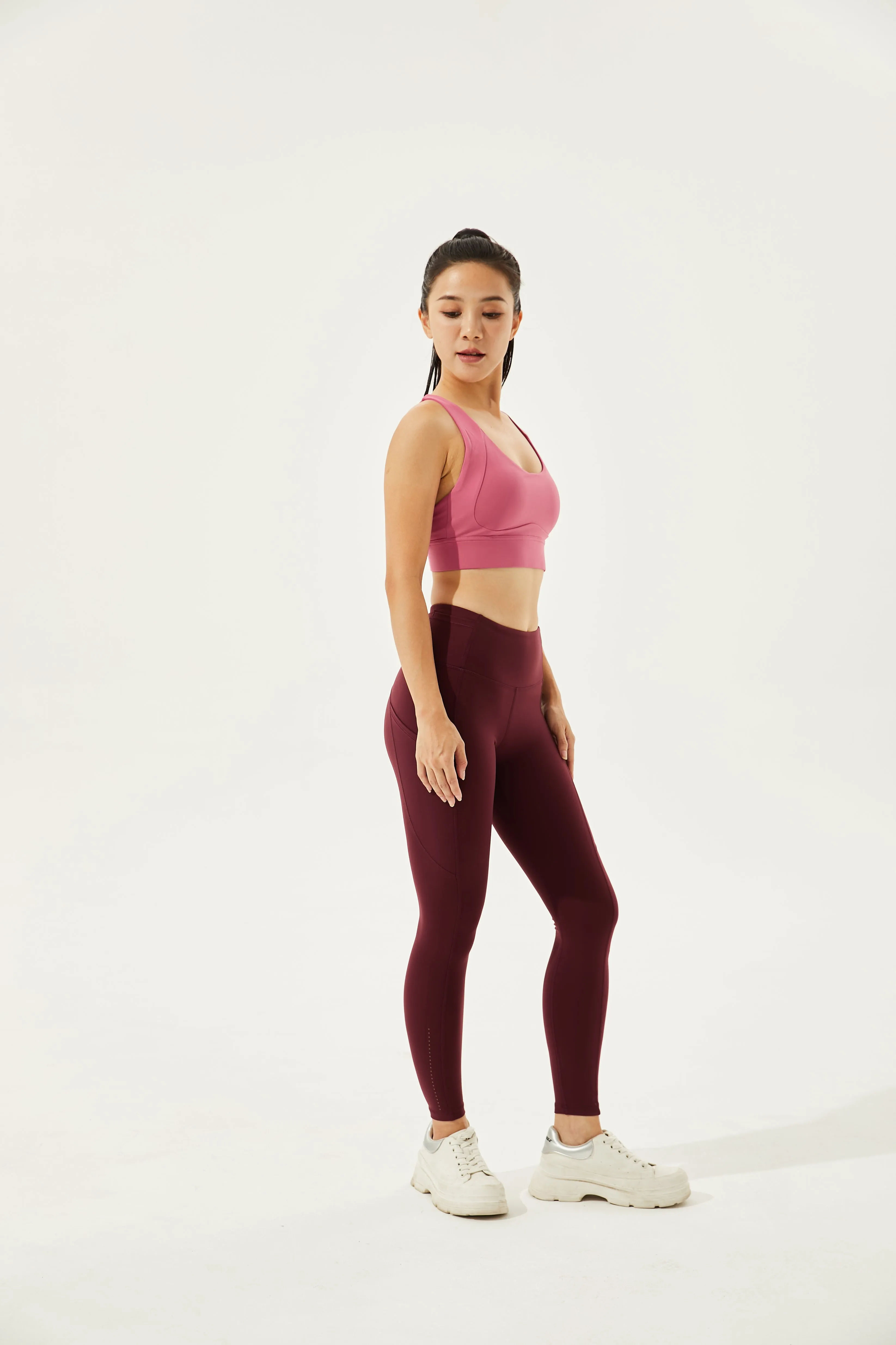 High-Waist Buttery Soft Camel-Toe Proof Snazzy High Intensity Leggings With 5 Pockets