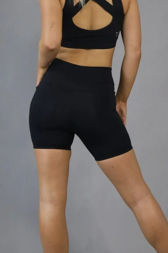 High Waist Mid Shorts - Black