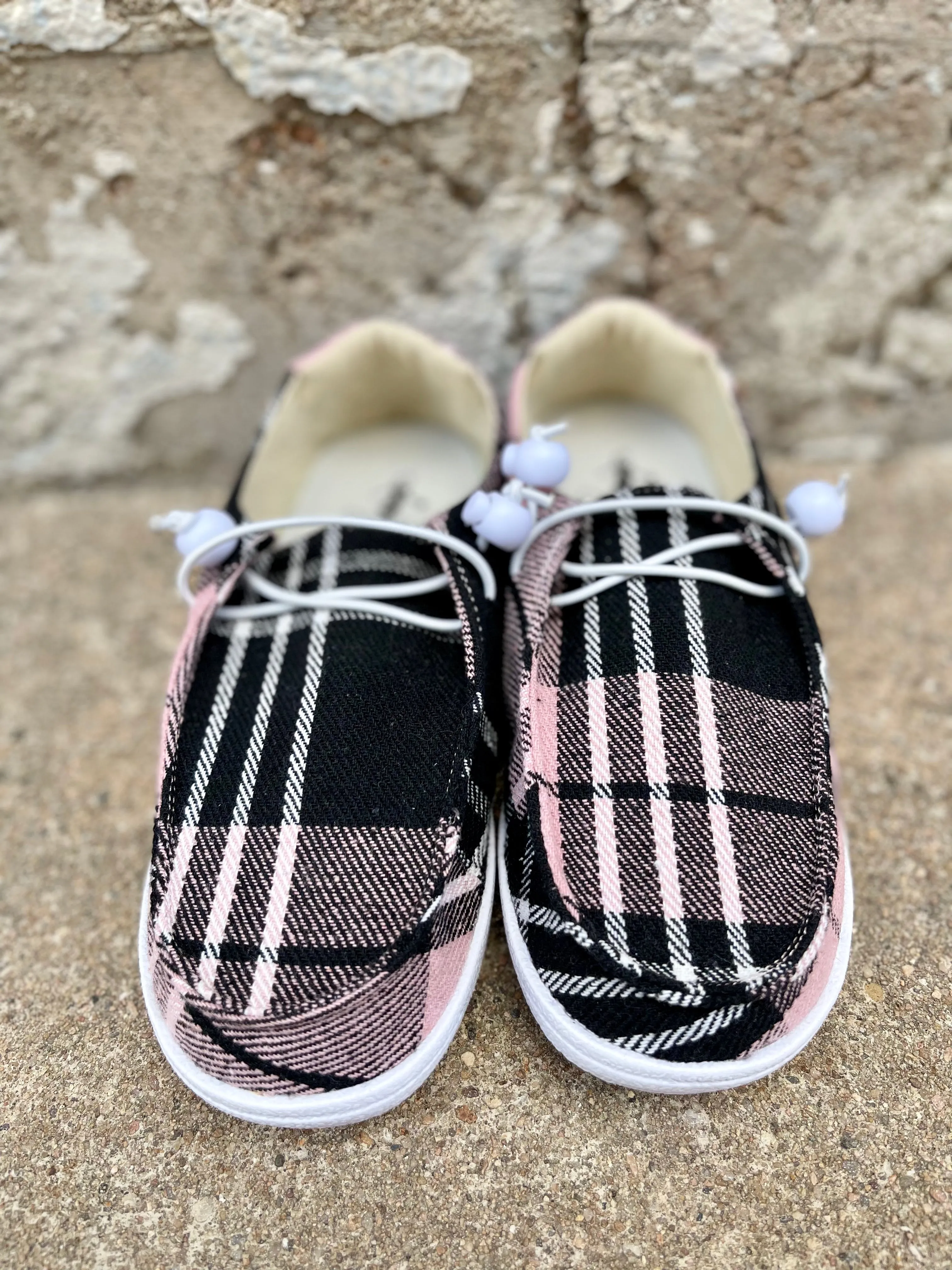 Kayak Shoe || Pink Flannel