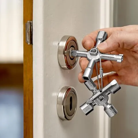 KNIPEX TwinKey® Control Cabinet Key For all standard cabinets and shut-off systems (Knipex)