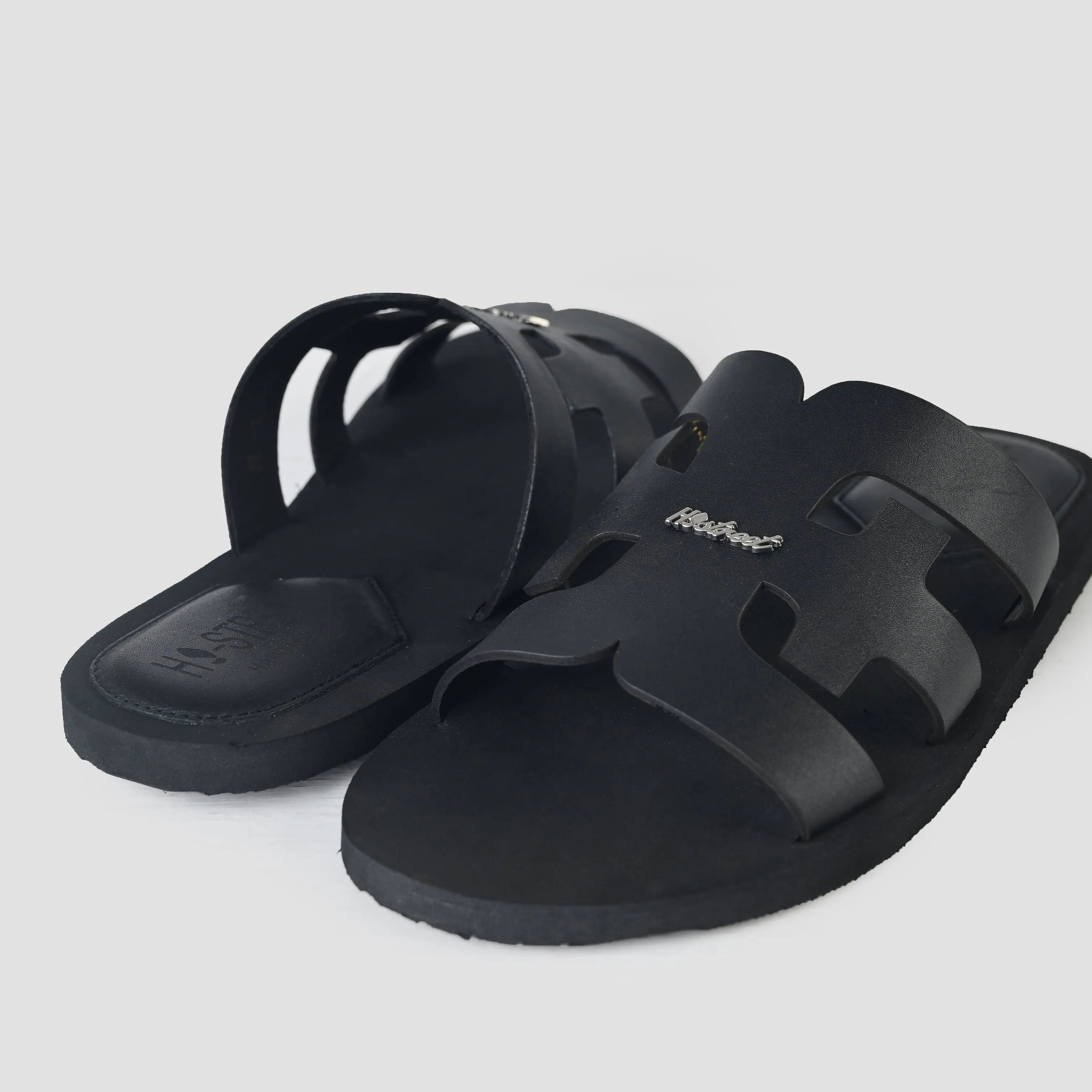 LEATHER SLIPPER WITH VIBRAM SOLE