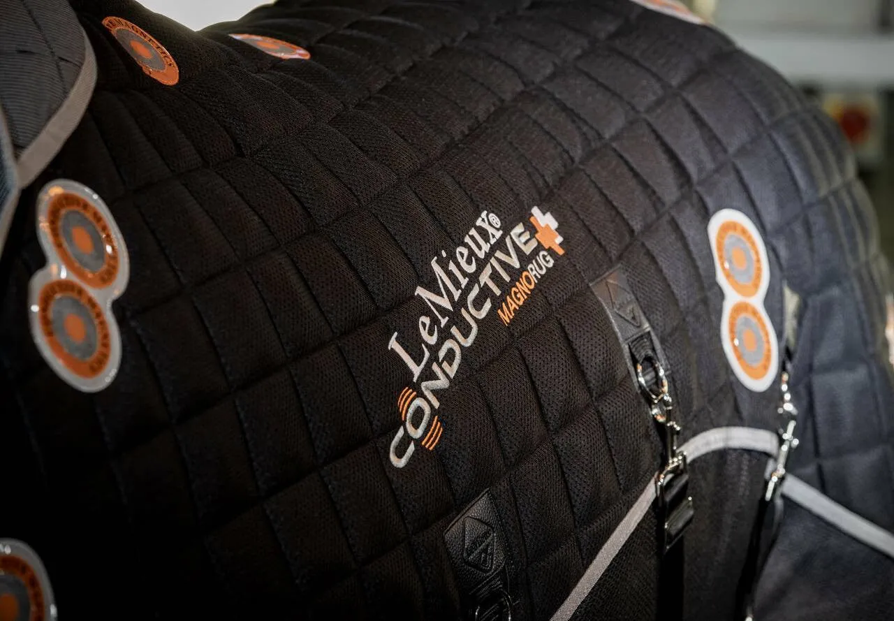 LeMieux Conductive Magno Blanket