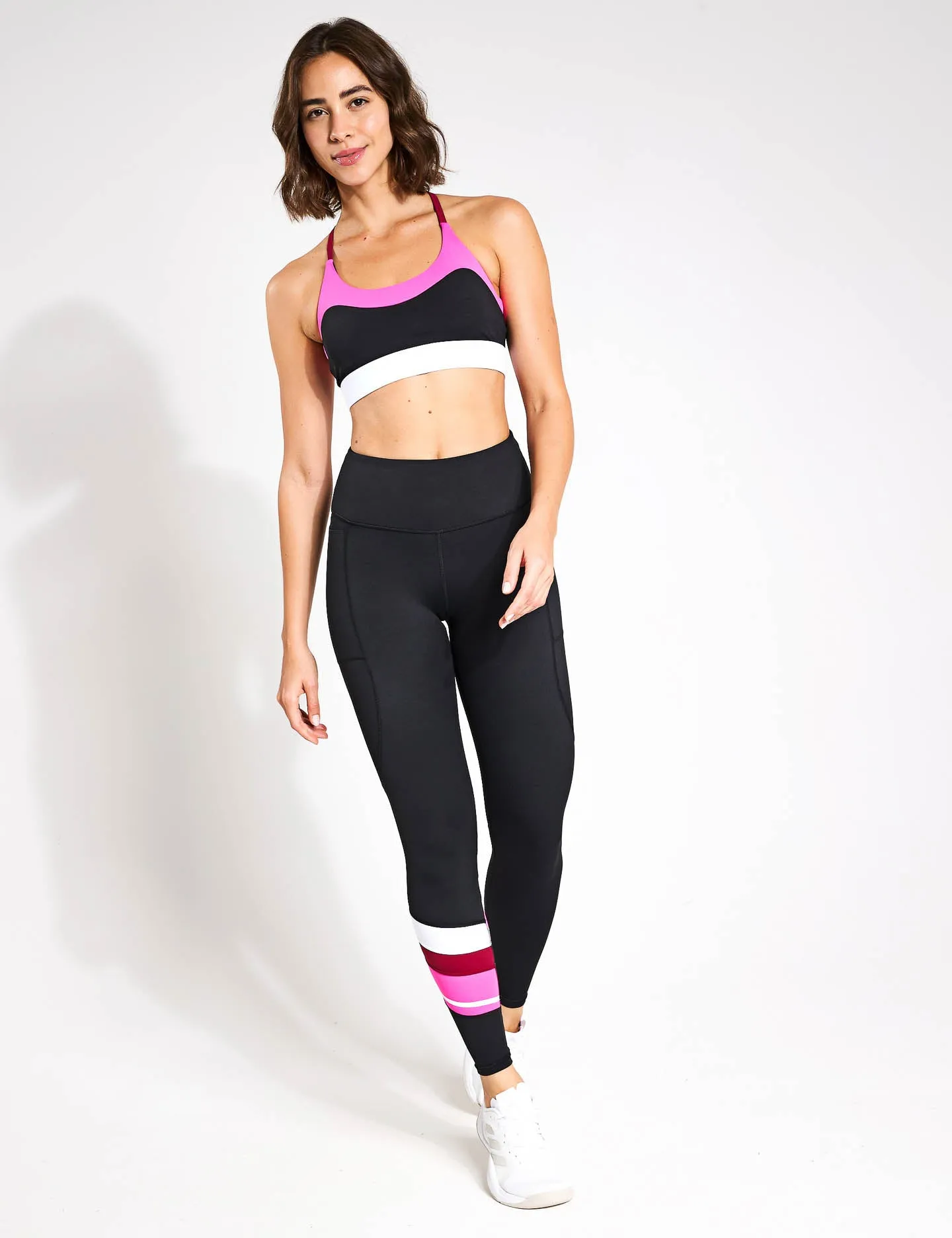 Limitless Sports Bra - Black/Pink/White