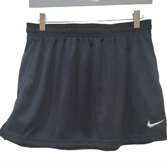Nike Women's Dri-Fit Technology Lacrosse Black Tennis Skirt, Size Medium