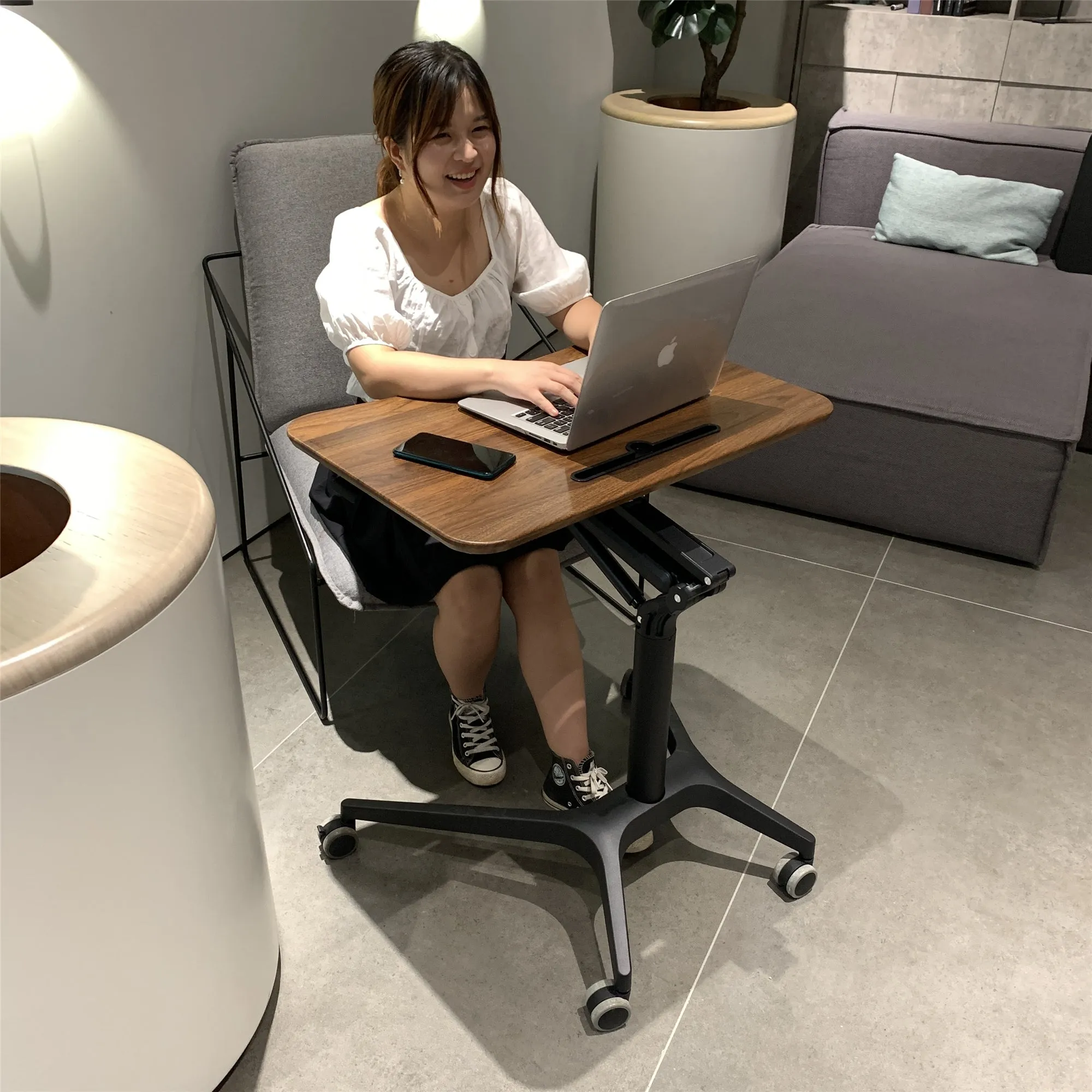 Portable Home Office Study Desk with Wheels   Phone Tablet Slot Holder   Adjustable Height   1 Week Warranty