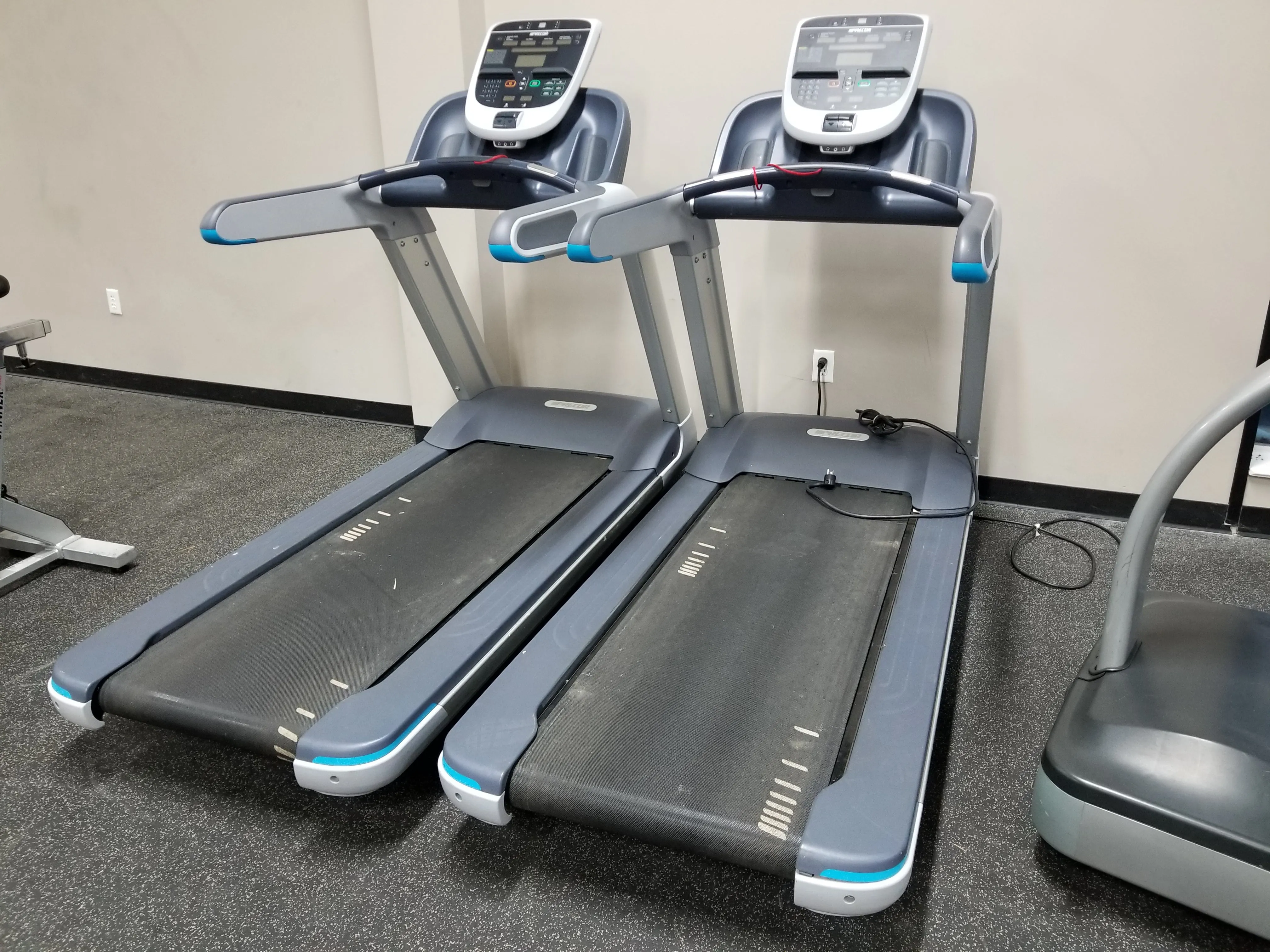 PRECOR TRM 835 TREADMILL VERSION 2 - P30 DISPLAY