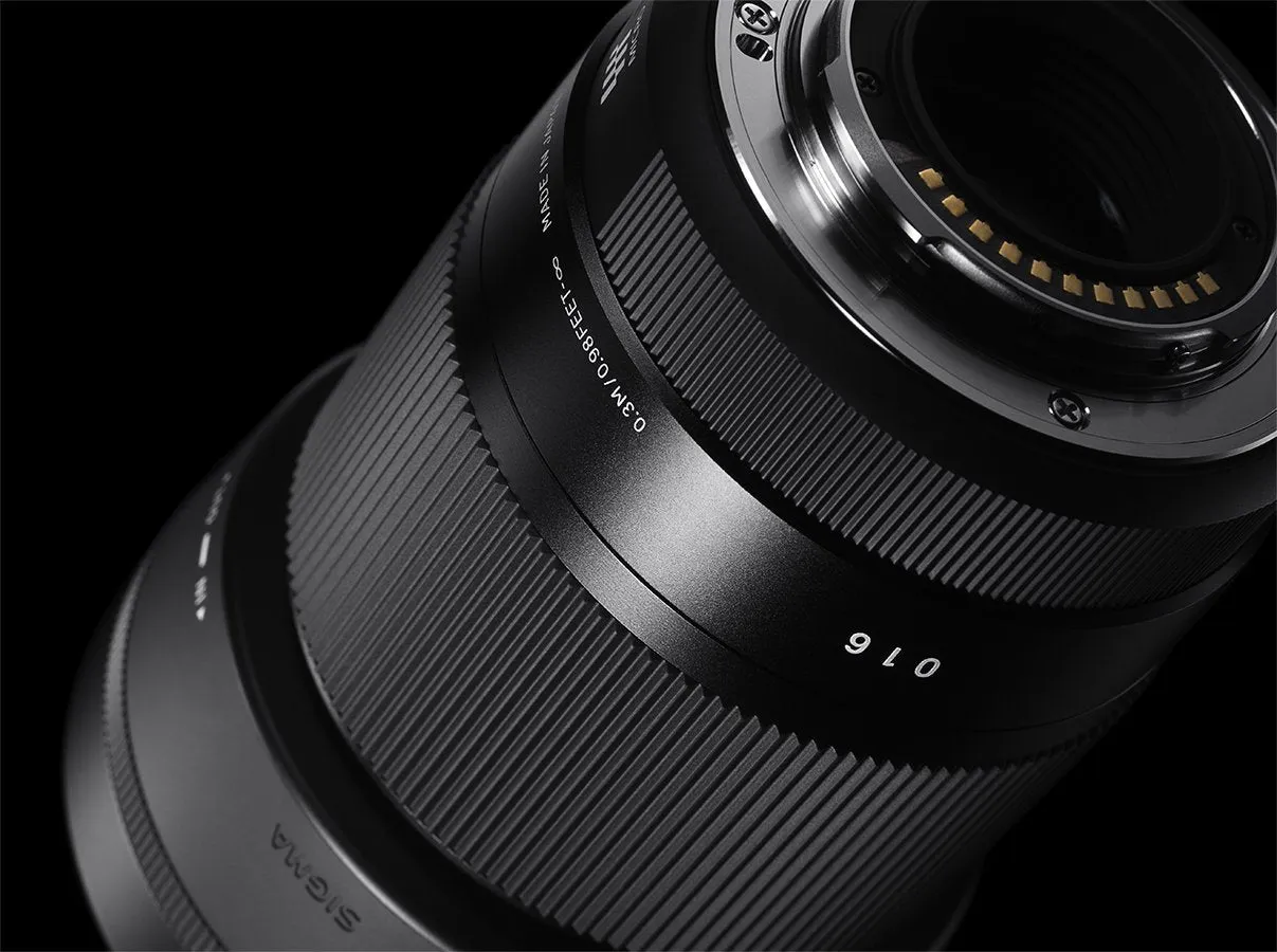 Sigma 30mm f/1.4 DC DN Contemporary Lens for Sony E