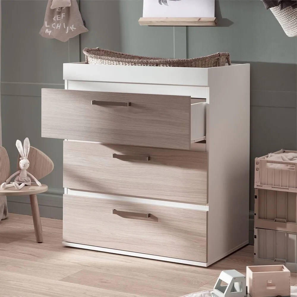 Silver Cross Finchley Cotbed and Dresser - Oak