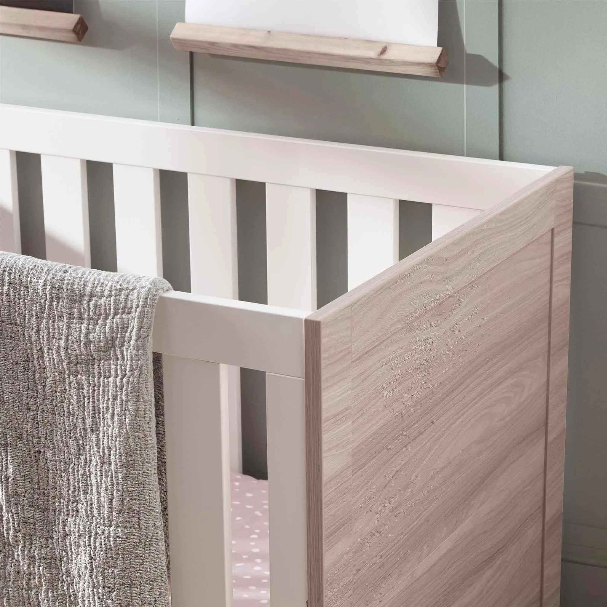 Silver Cross Finchley Oak Cot Bed