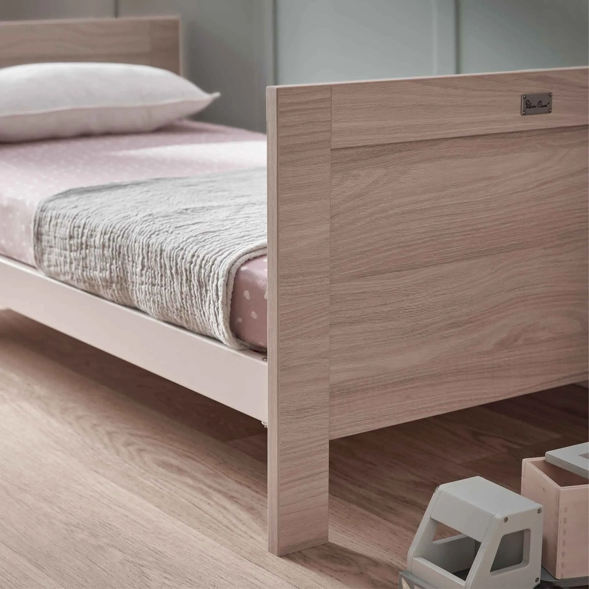 Silver Cross Finchley Oak Cot Bed