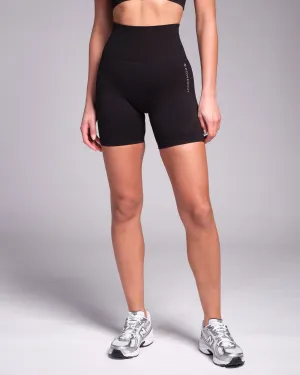 SOLID Seamless 6" Short Black