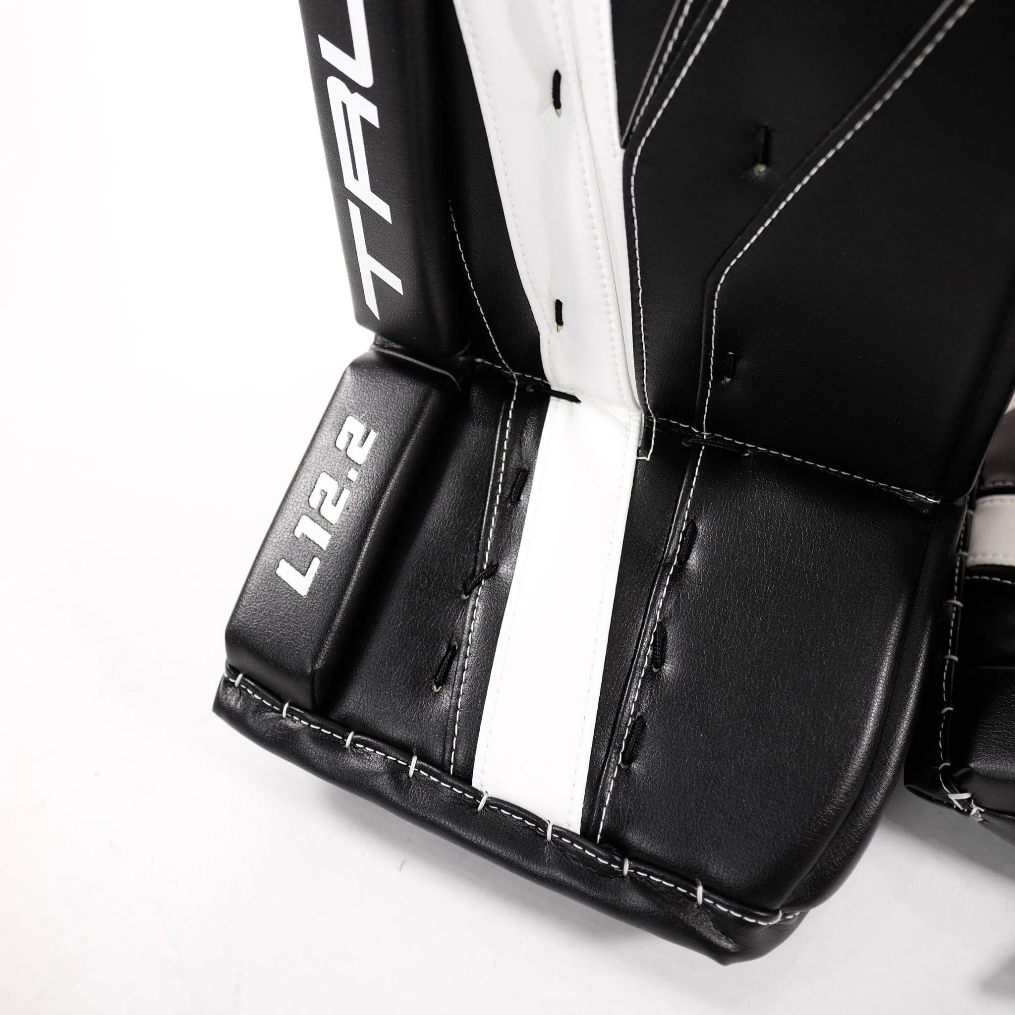 TRUE L12.2 Senior Goalie Leg Pads - Domestic