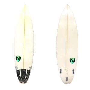 Used Cronin 5'9" 22L W/ FCS II performer fins