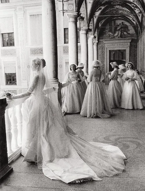 White Grace Kelly Lace High Neck Long Sleeves Dress Empire Waist Wedding Dress Best Celebrity Bridal Gown