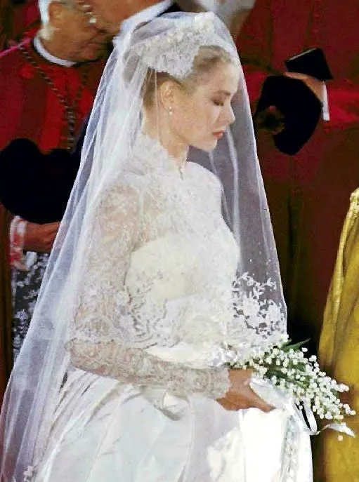 White Grace Kelly Lace High Neck Long Sleeves Dress Empire Waist Wedding Dress Best Celebrity Bridal Gown