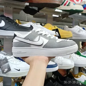 Women's Sneakers